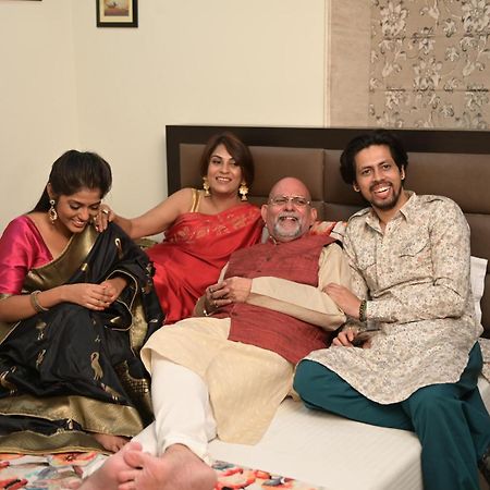 Nk7 Guest House Kolkata Luaran gambar