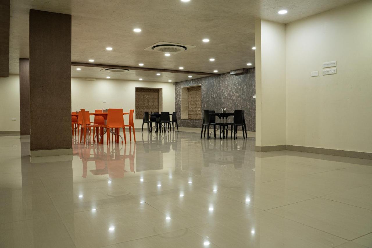 Nk7 Guest House Kolkata Luaran gambar