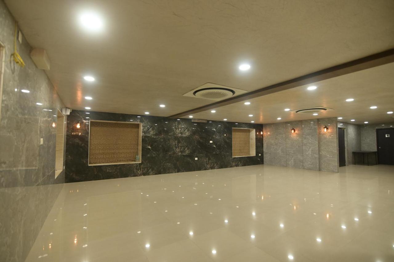 Nk7 Guest House Kolkata Luaran gambar